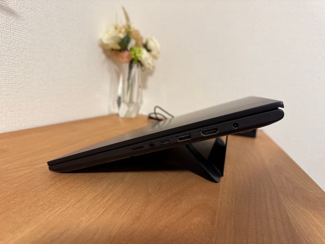 【室内使用・美品】ASUS ノートパソコン 【動作サクサク】