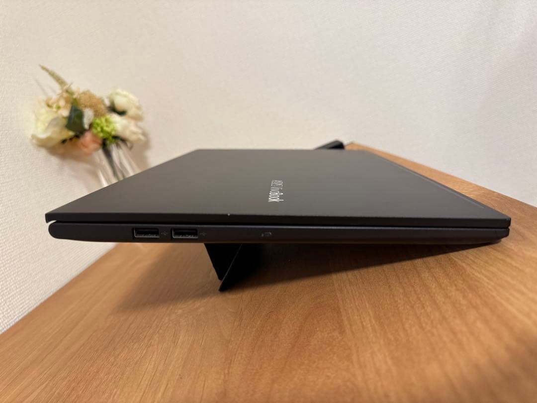 【室内使用・美品】ASUS ノートパソコン 【動作サクサク】