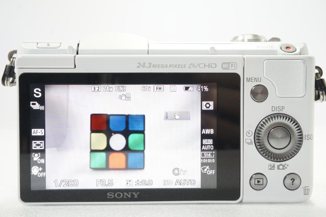 【美品】Sony α5100 ホワイト 4843ショット デジタルカメラ