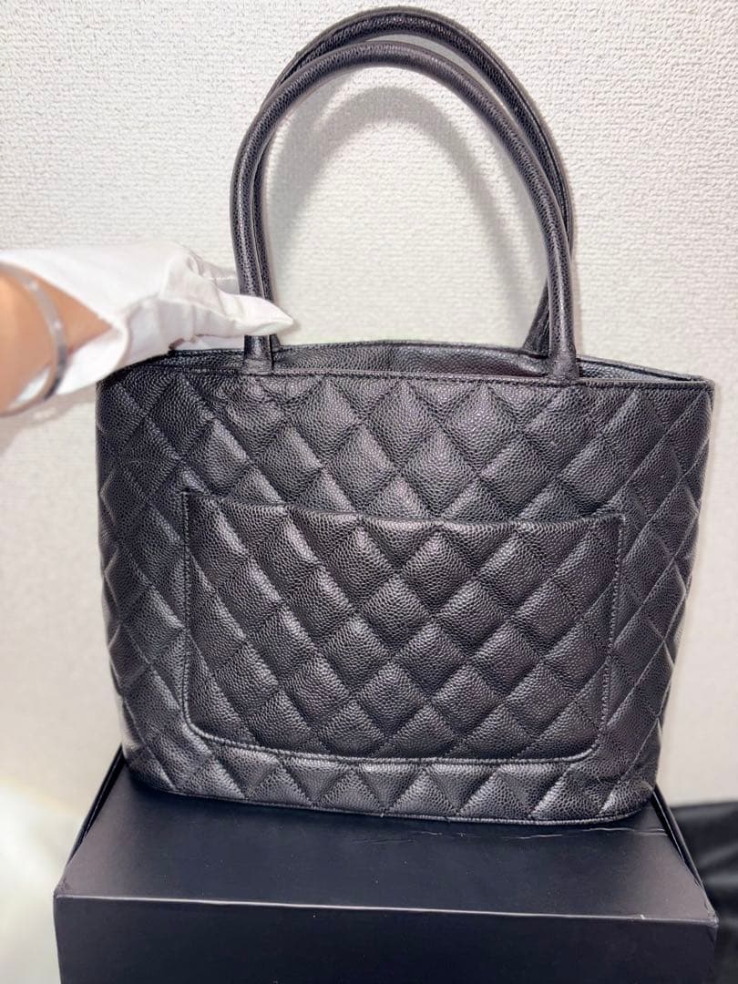 め*ら様 CHANEL ブラック キルティングトートバッグ　ノベルティ