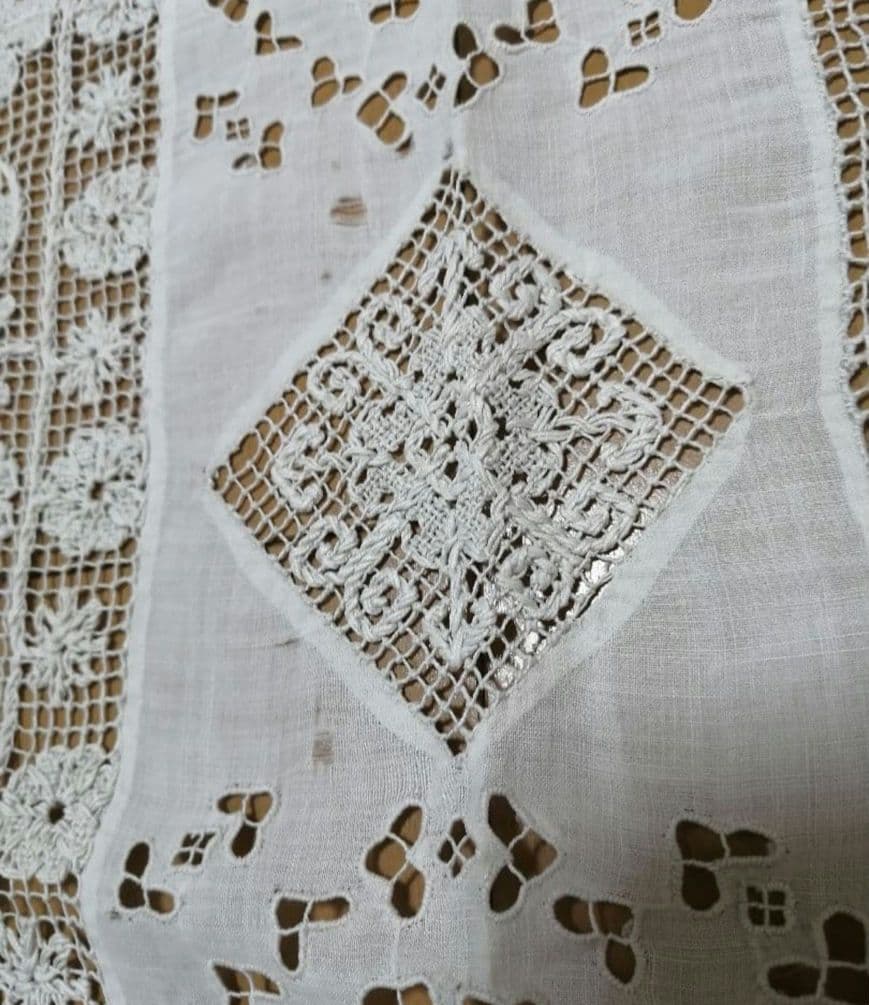 アンティーク　フランス製　ホワイトレース テーブルクロス