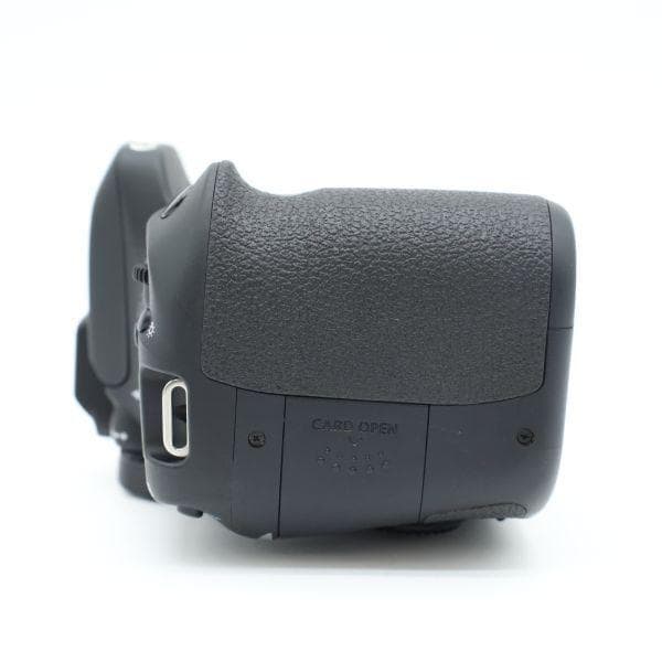 ショット数8,310！元箱付き！■ほぼ新品■ CANON EOS 80D