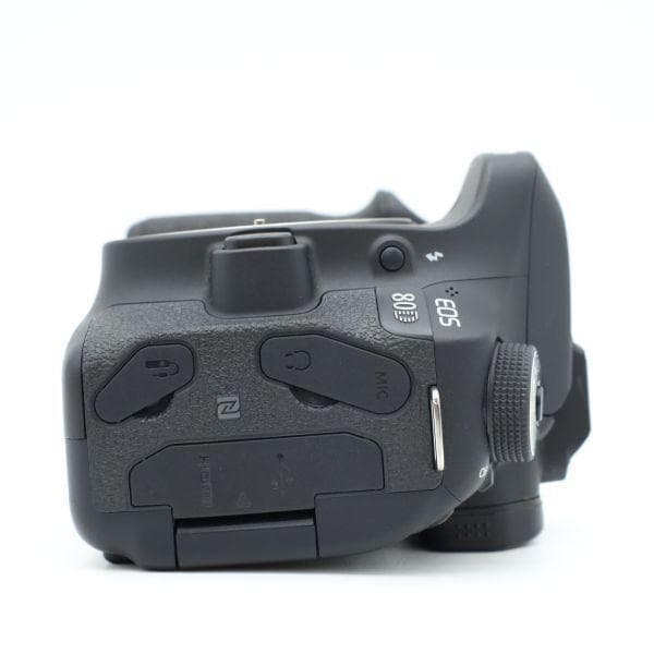 ショット数8,310！元箱付き！■ほぼ新品■ CANON EOS 80D