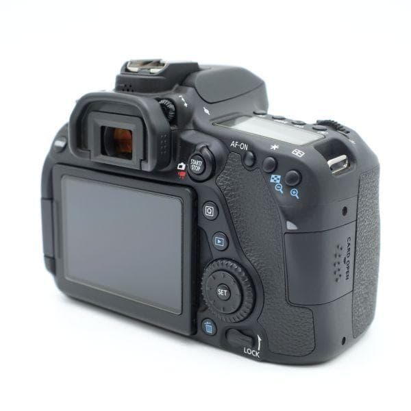 ショット数8,310！元箱付き！■ほぼ新品■ CANON EOS 80D