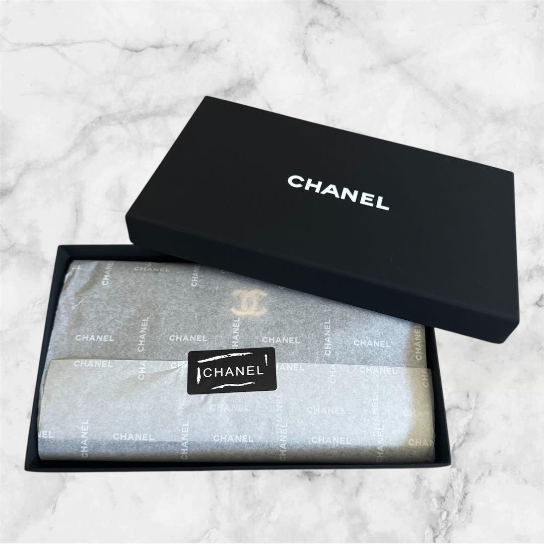 コメント必須　ブラック キルティング ポーチ　　ベルベット小銭入れ