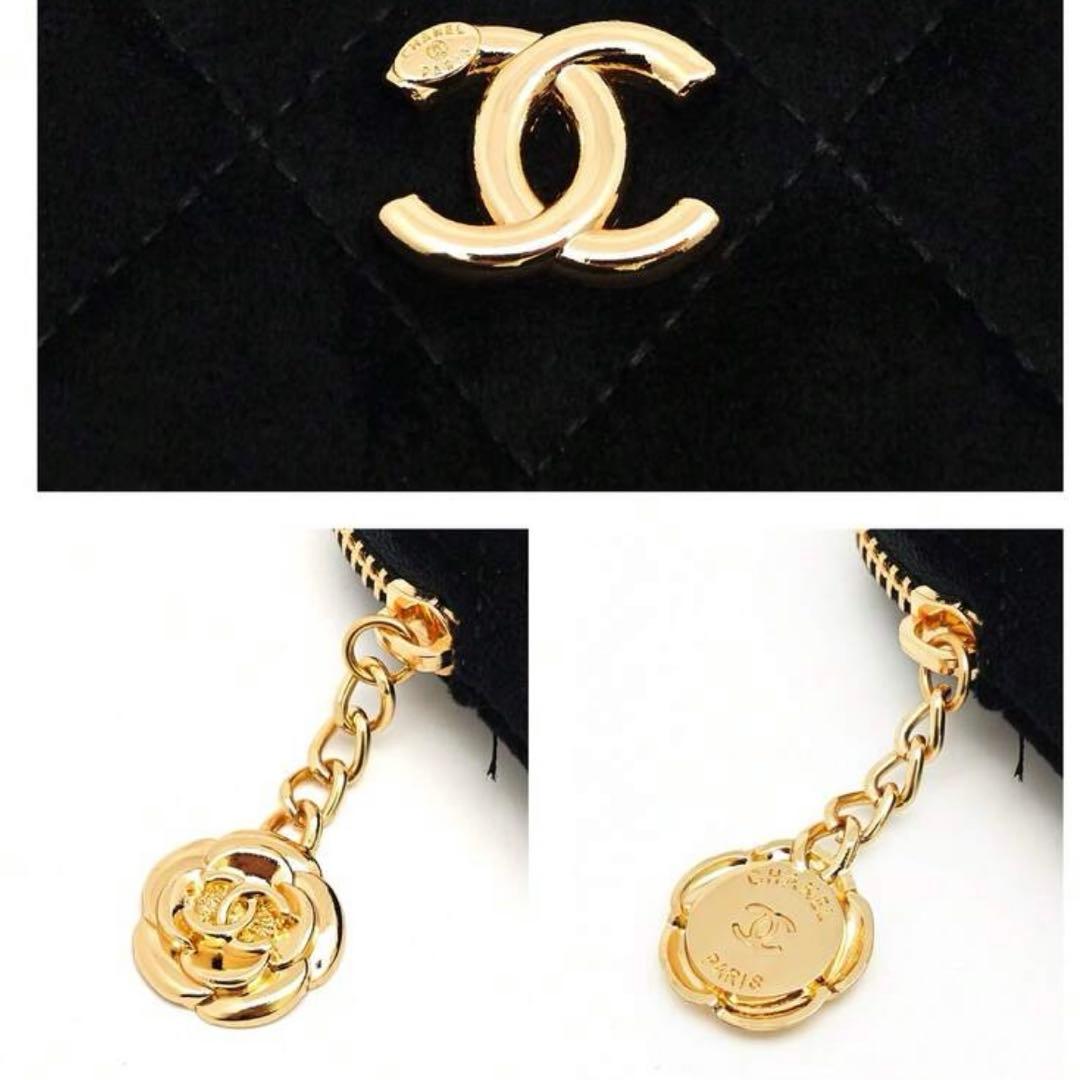 コメント必須　ブラック キルティング ポーチ　　ベルベット小銭入れ