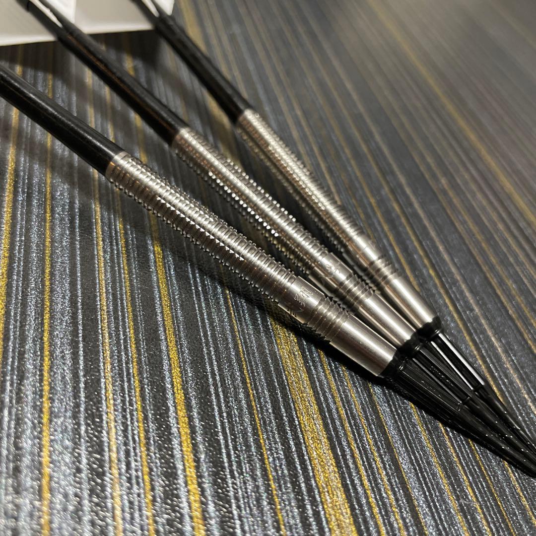 定価約10000円 ソフトダーツ 八撃一閃 弐翔 カットかなり強め ストレート