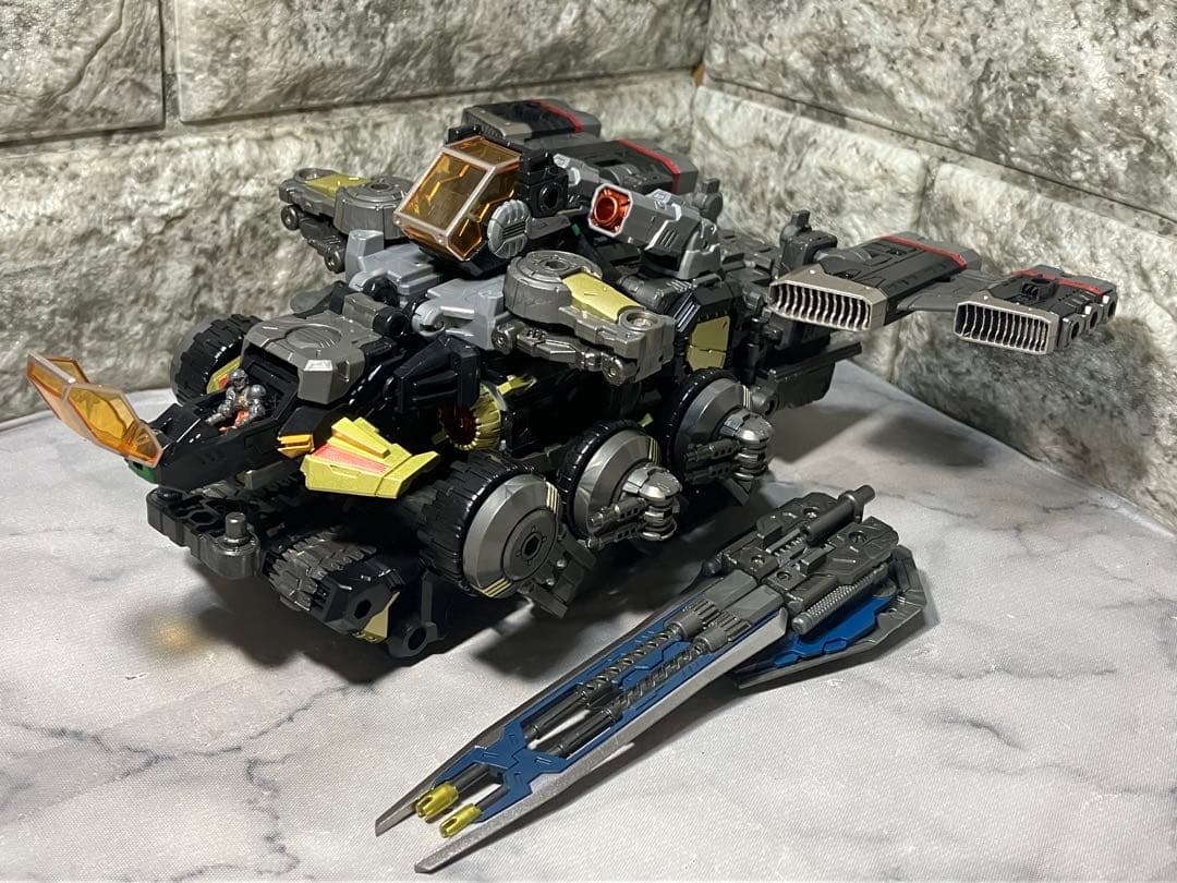 【即購入可】ダイアクロン パワードコンボイV-SHADOW セット