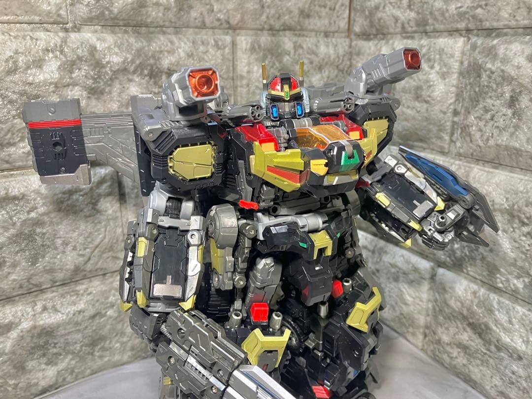 【即購入可】ダイアクロン パワードコンボイV-SHADOW セット