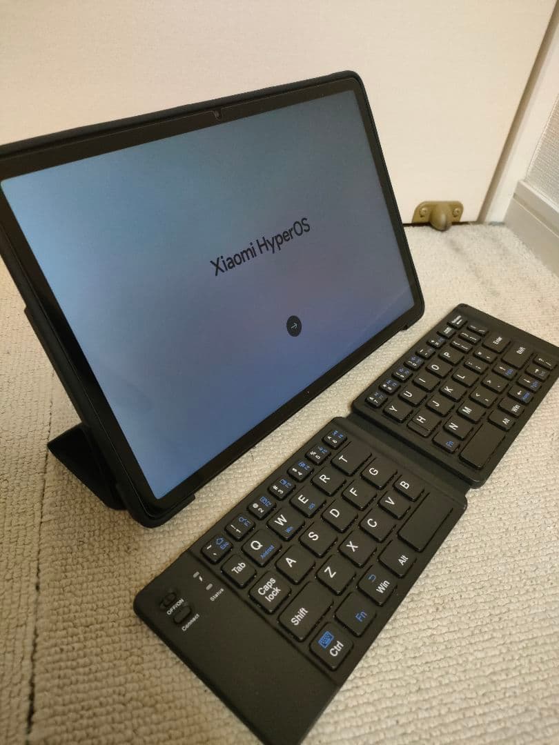 【ほぼ未使用】Xiaomi Redmi Pad SE11本体+キーボード＋ケース