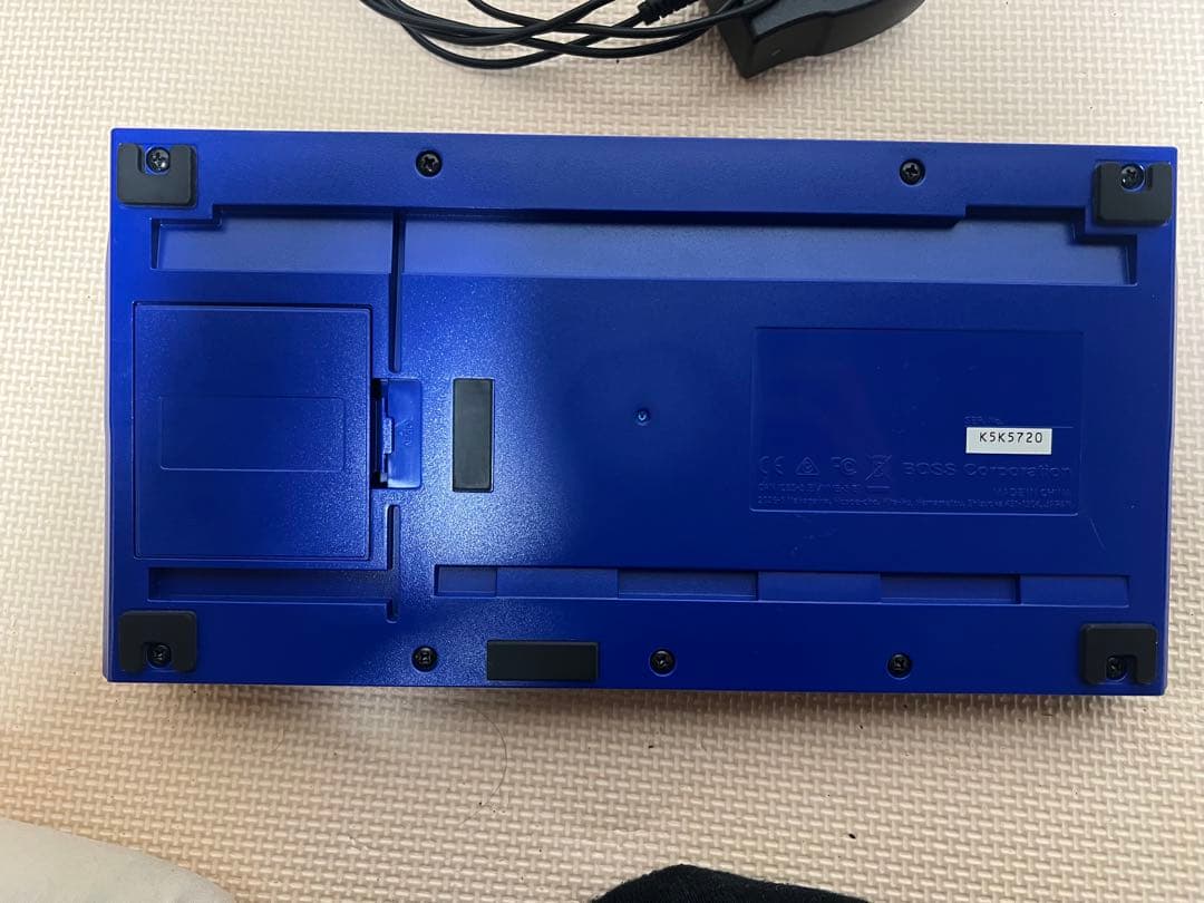 BOSS GT-1 ギターエフェクター　アダプター付き