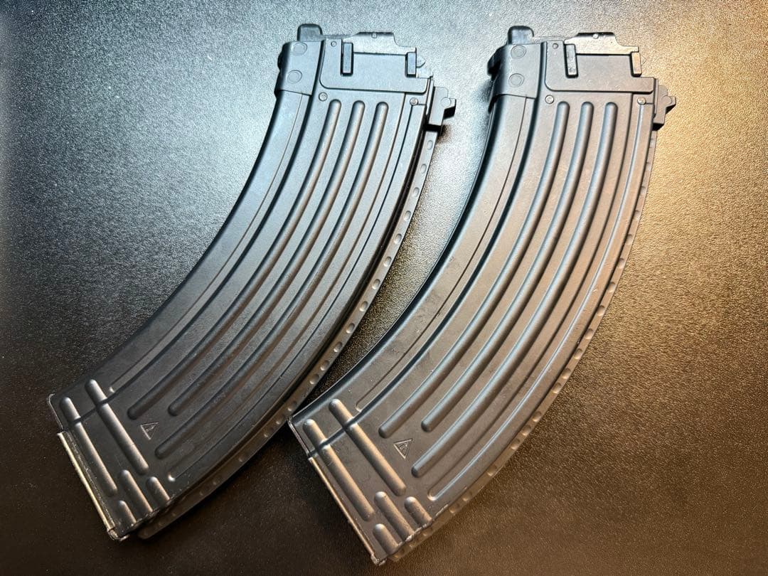 k*3様 東京マルイGBB AKM マガジン2本