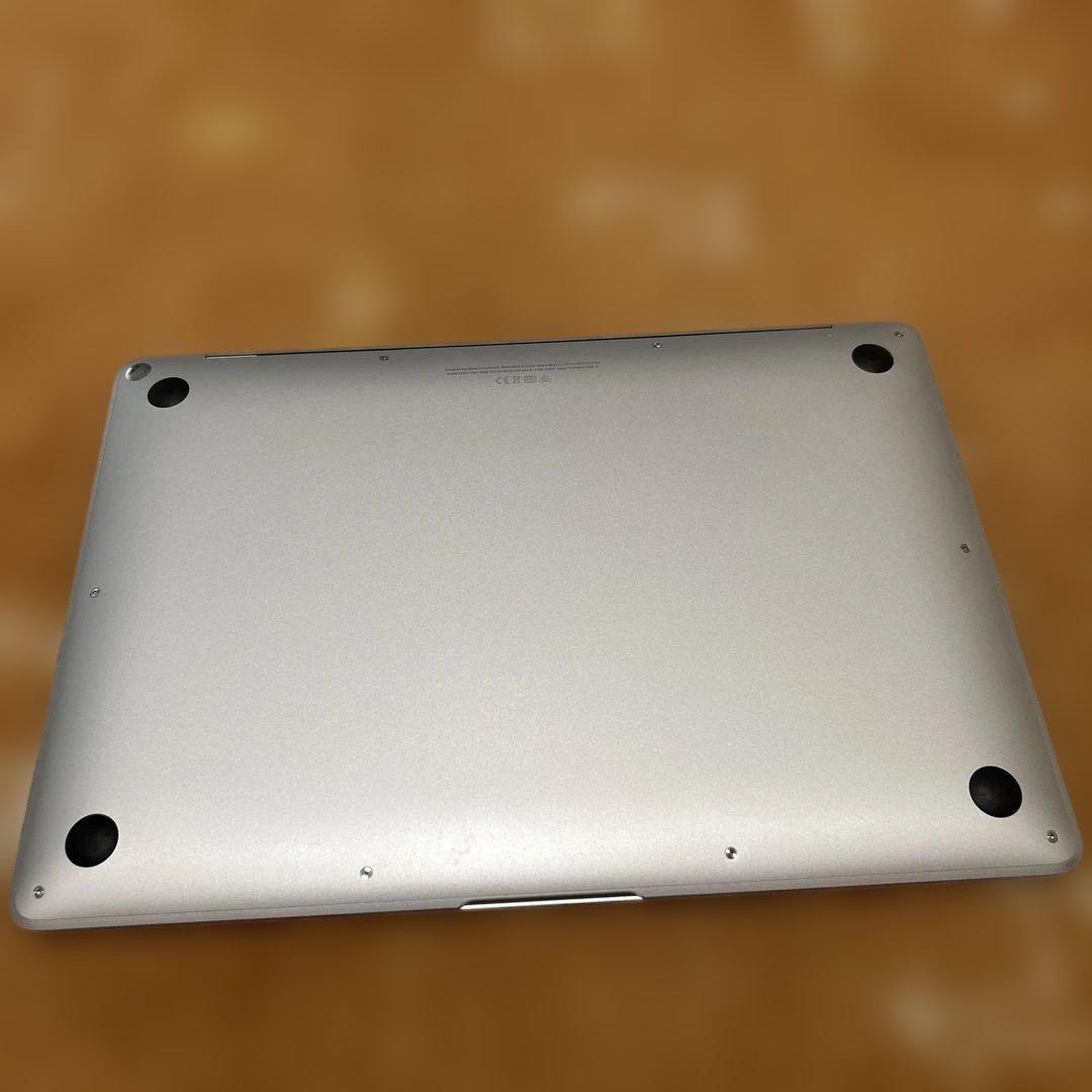 美品MacBook Air A2337 M1 16GB シルバー　Tahoe