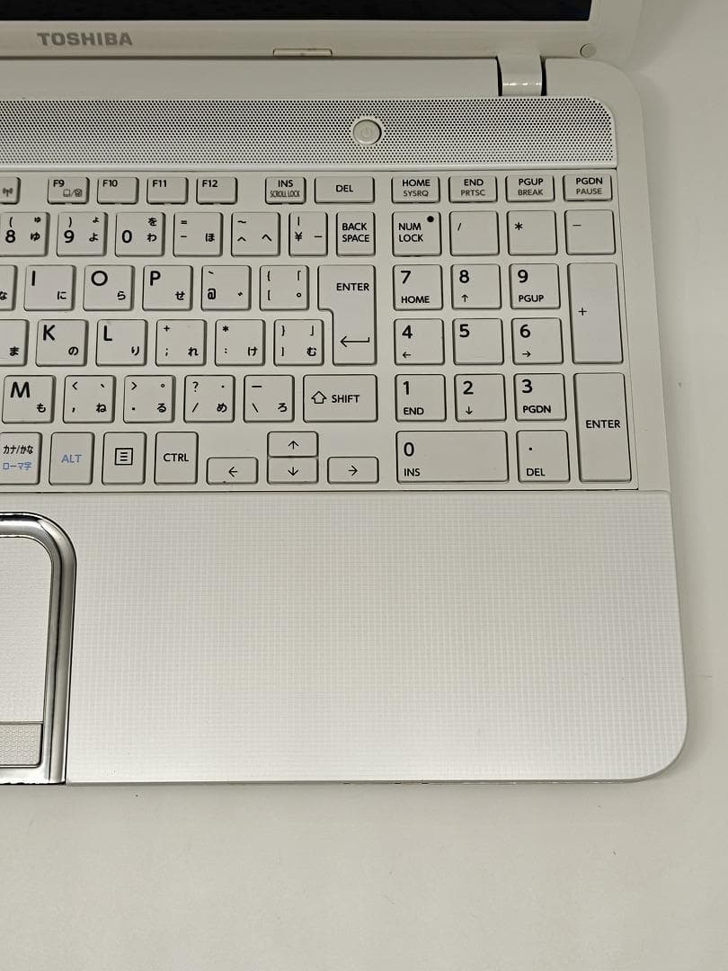 【東芝】爆速 Corei7/SSD128GB ノートパソコン 8GB C12