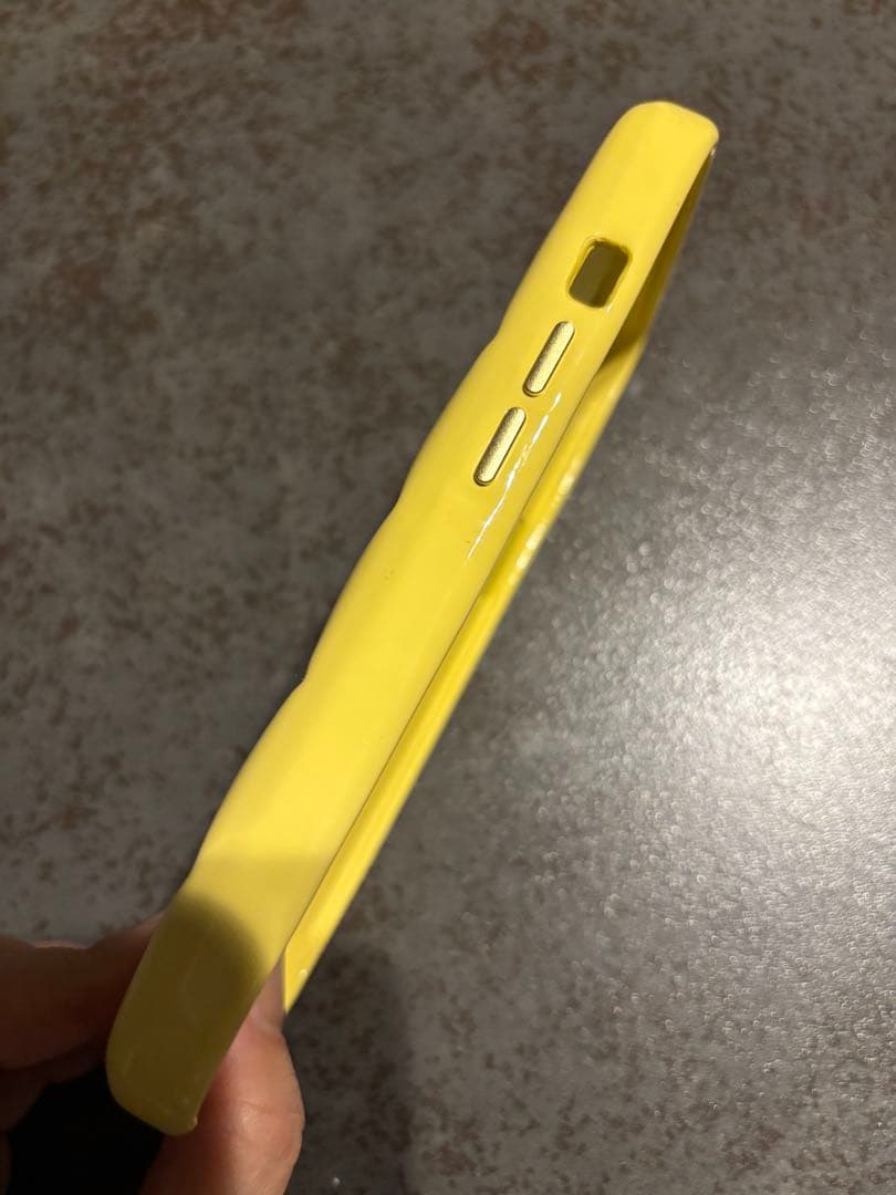 ち*お様 urban sophisticationスマホケースiPhone15