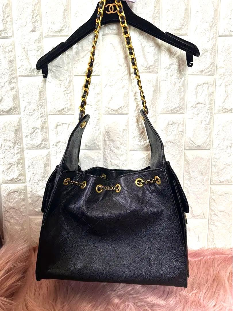 Chanel ノベルティ新品黒 キルティングレザーバッグ