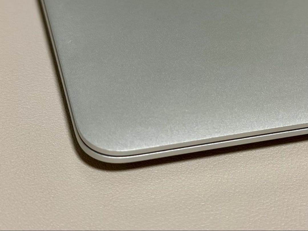 Apple 13インチ　MacBook Air M1　512GB スペースグレイ