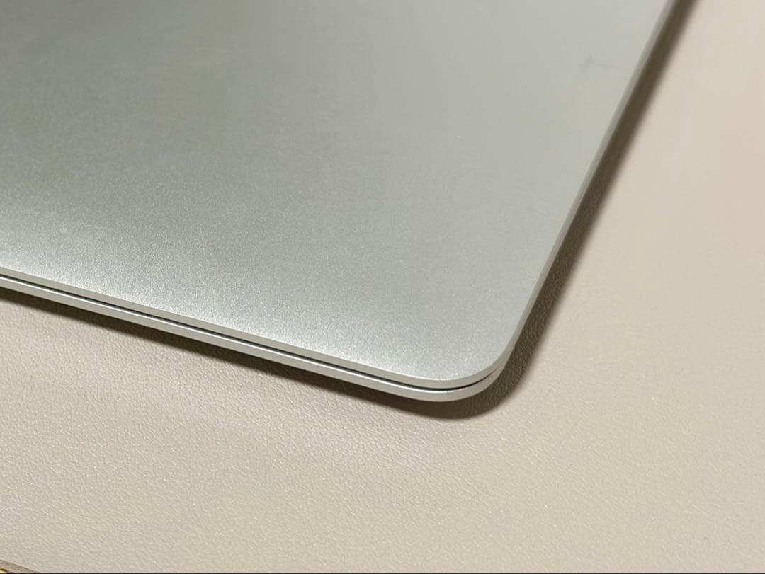 Apple 13インチ　MacBook Air M1　512GB スペースグレイ
