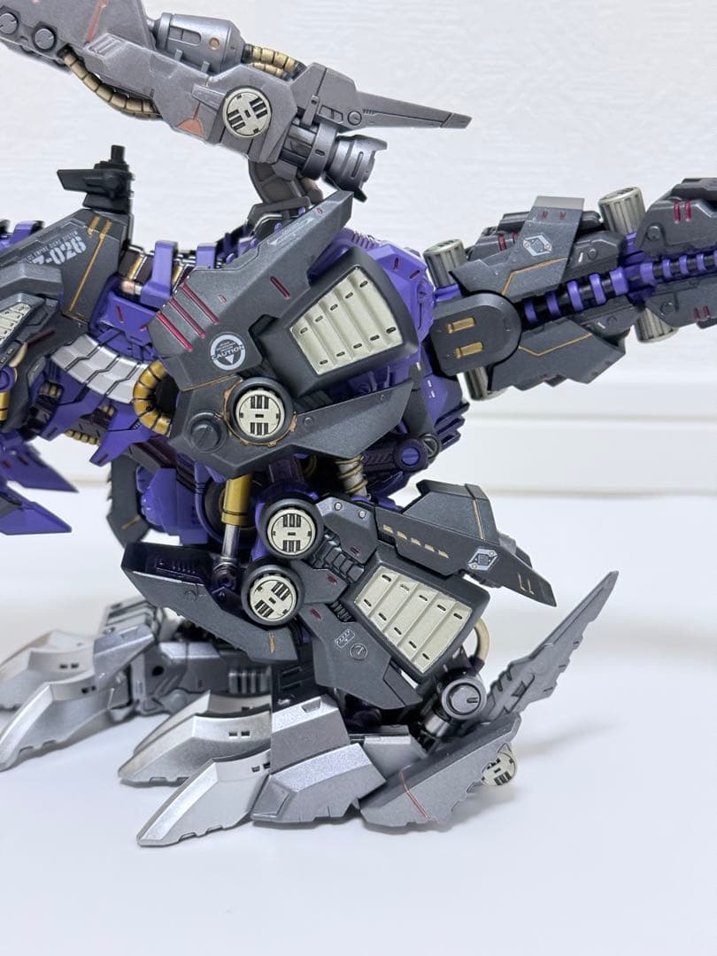 ZOIDS AZ-09 GENOSAURER 塗装済み完成品
