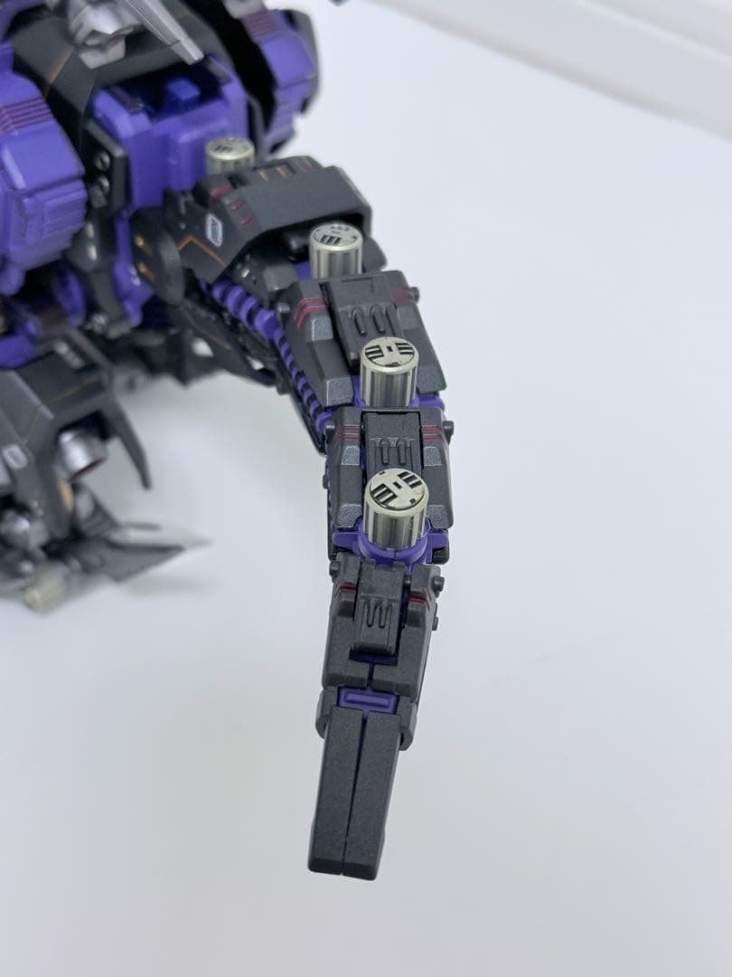 ZOIDS AZ-09 GENOSAURER 塗装済み完成品