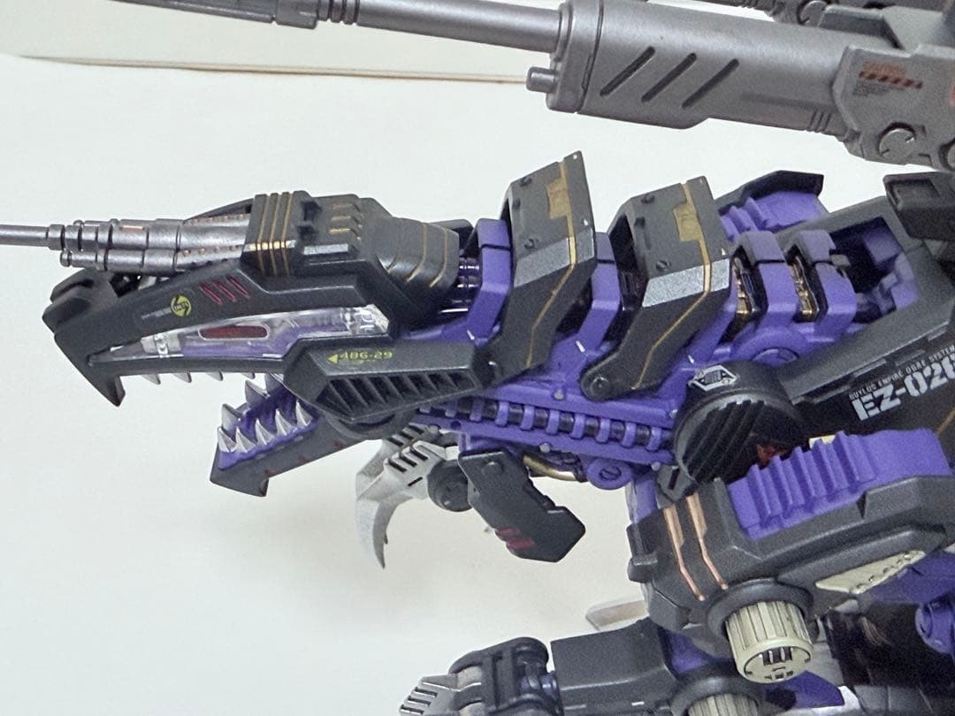 ZOIDS AZ-09 GENOSAURER 塗装済み完成品