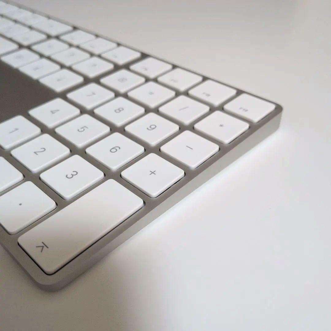 マジックキーボード Magic Keyboard フルサイズ