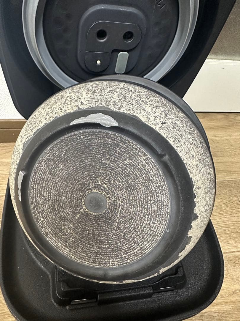 タイガー土鍋圧力IHジャー炊飯器　3.5合炊き JPJ-A060 2019年製