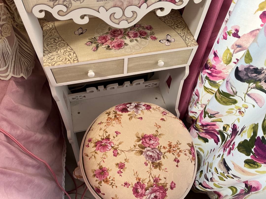お姫様風ドレッサー　鏡台