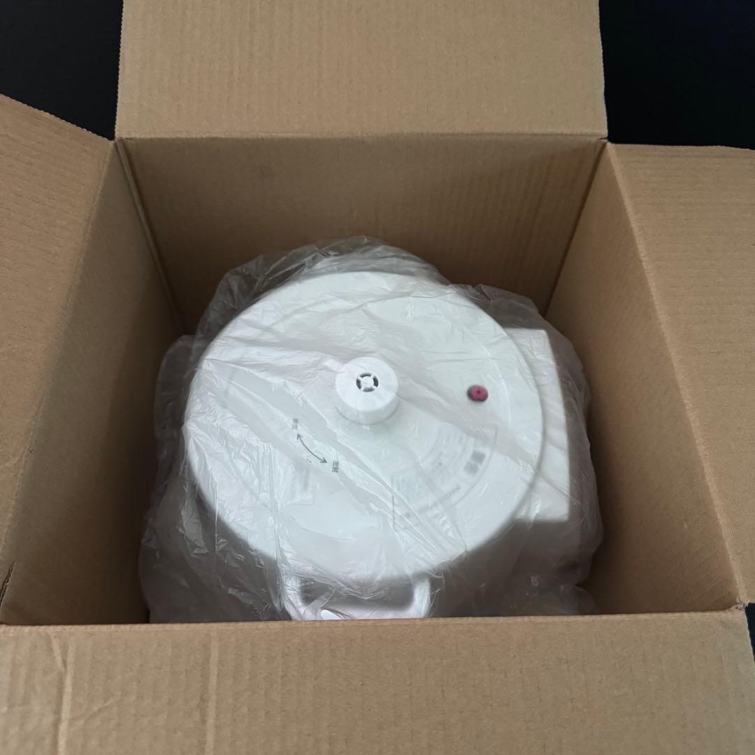 【未使用】アイリスオーヤマ 電気圧力鍋 PC-MA2-W 2.2L