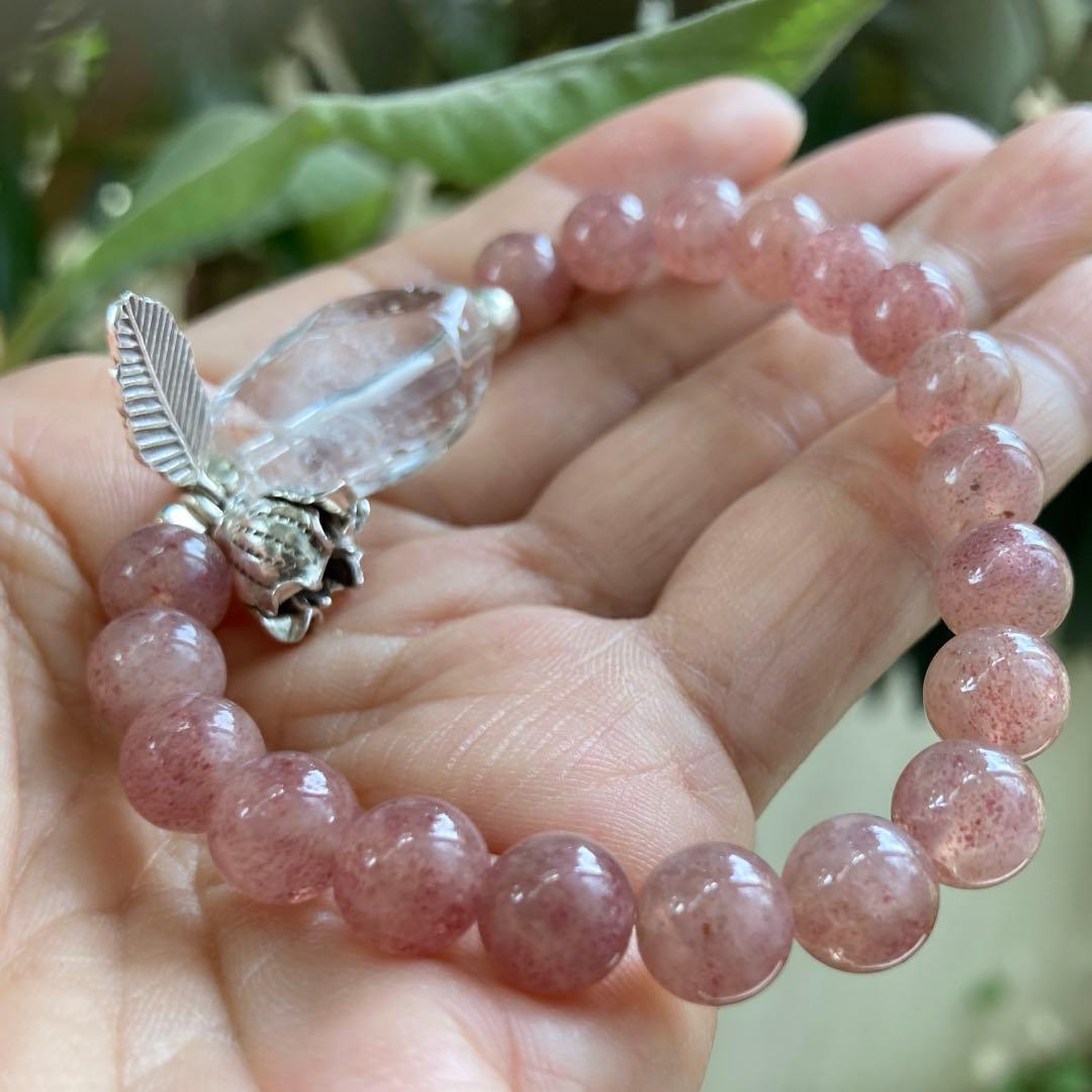 プラムクォーツと天然水晶ラフタンブルカレンシルバーブレスレット