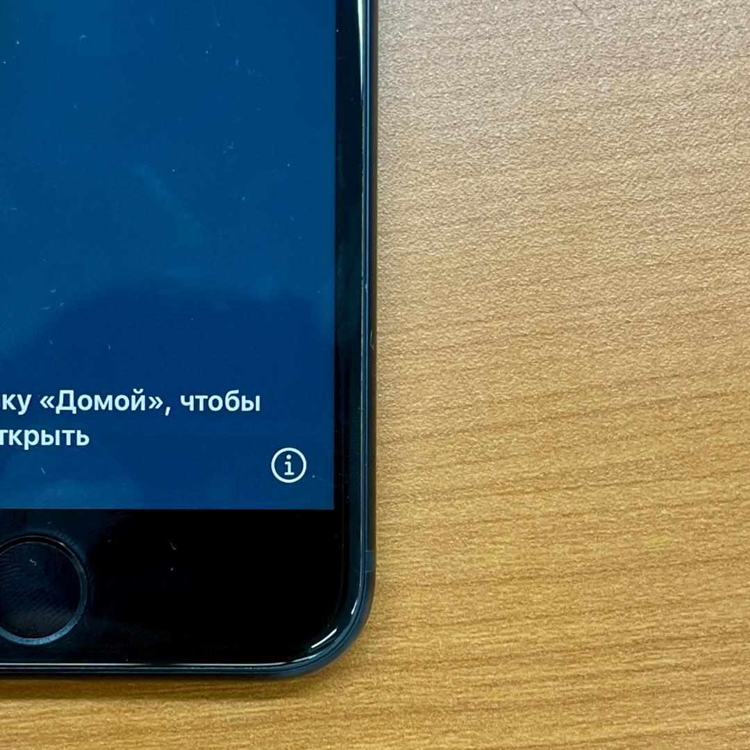 D*i様 動作確認済み iPhone SE 第3世代 64GB ID 31KF4