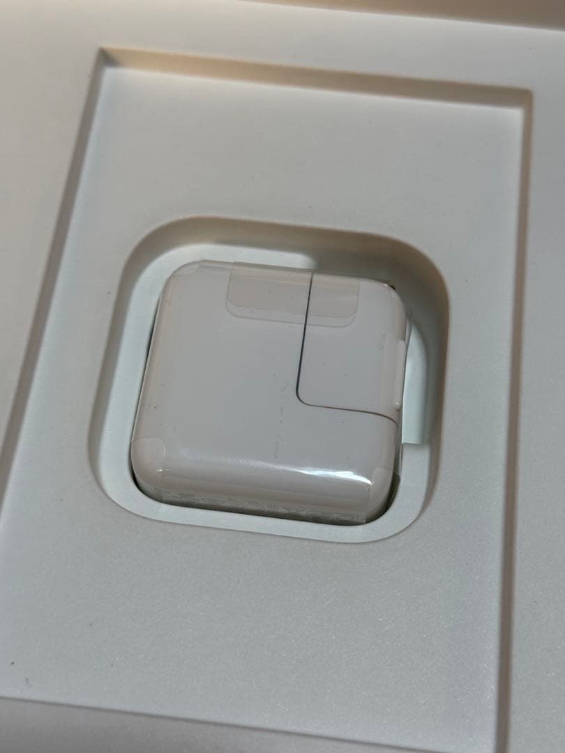 iPad 第6世代 32GB Wi-Fiモデル ゴールド