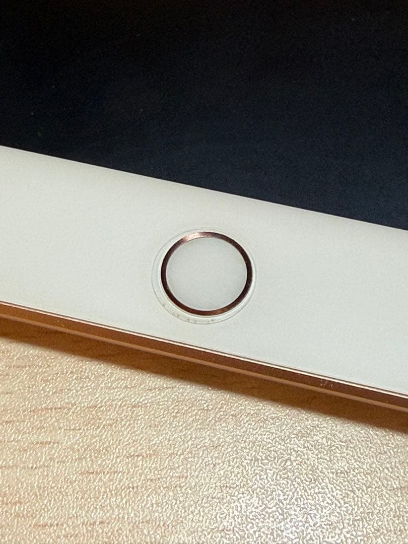 iPad 第6世代 32GB Wi-Fiモデル ゴールド