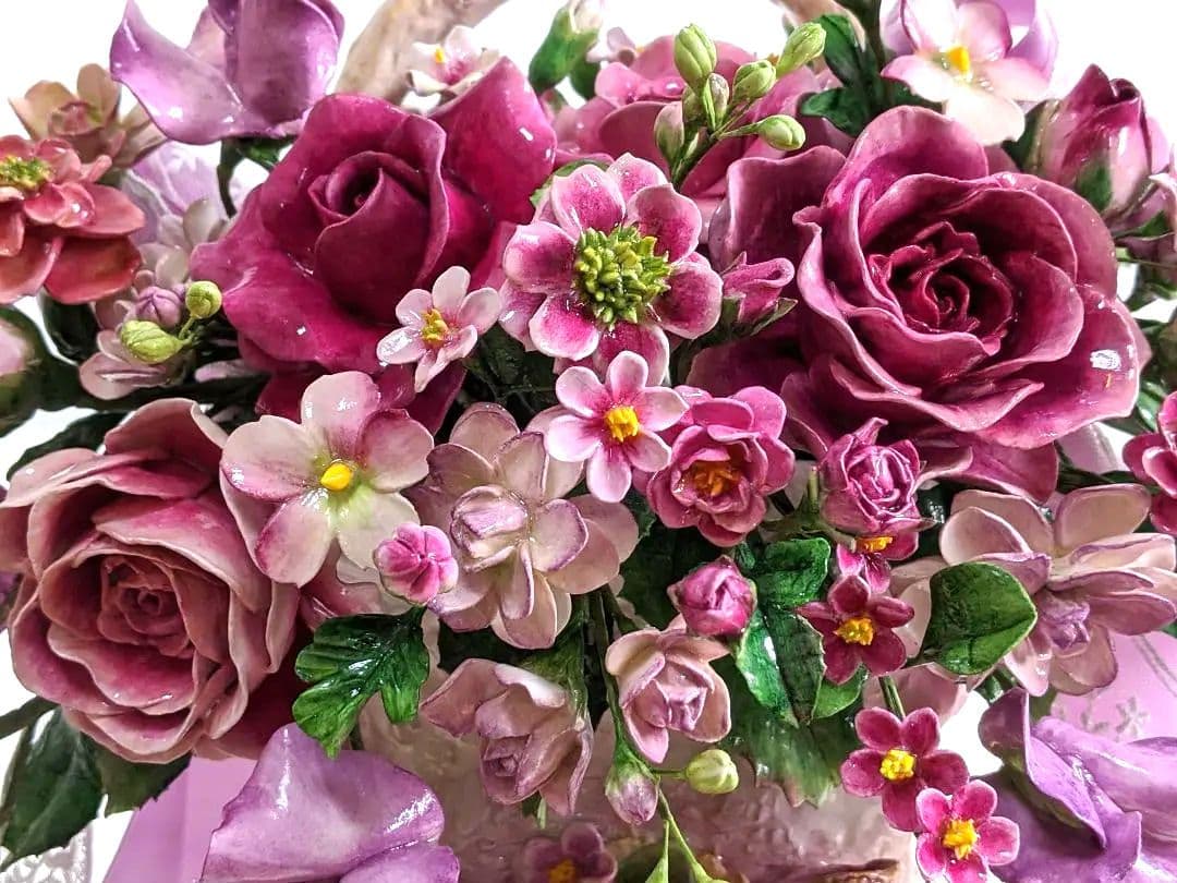 【ひろりん】クレイフラワー✿ロココ調薔薇のフラワーアレンジメント