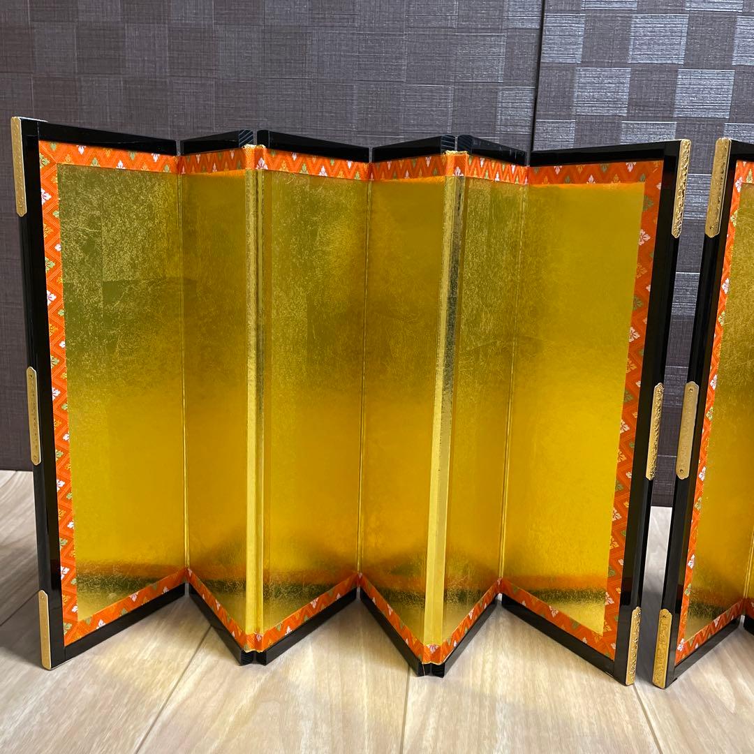 雛人形　桃の節句　屏風　金色