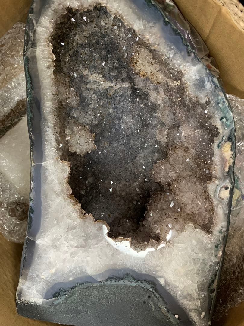 ブラジル産 フラワーアメジストドーム