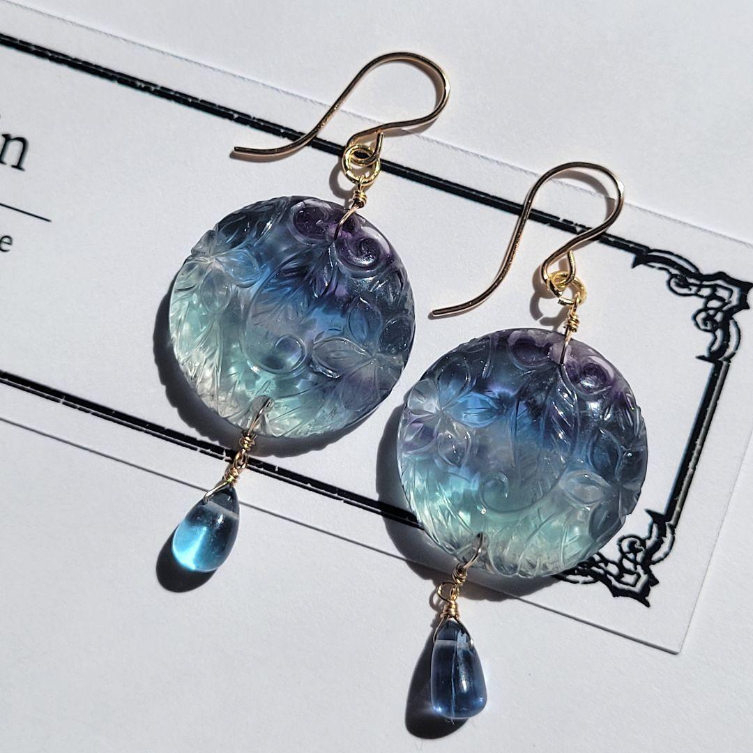 ff様 フローライト プルメリアカービングピアス