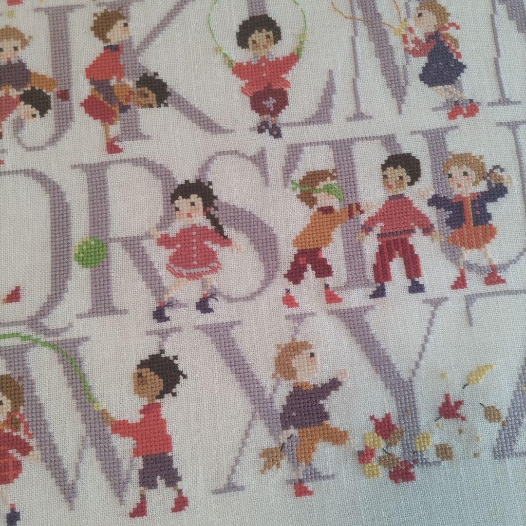 《専用》　クロスステッチ完成品 ( ペレッテサモイロフさん ）