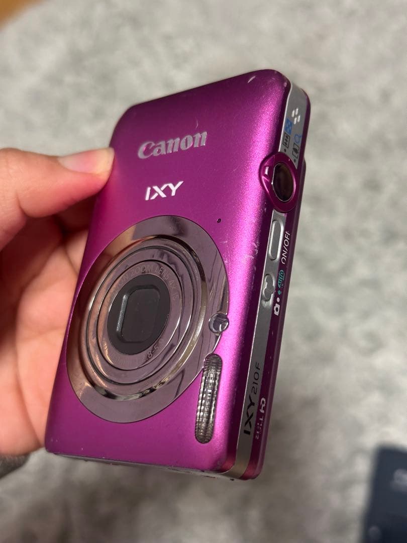 Canon IXY 210Fピンク デジタルカメラ 本体と充電器