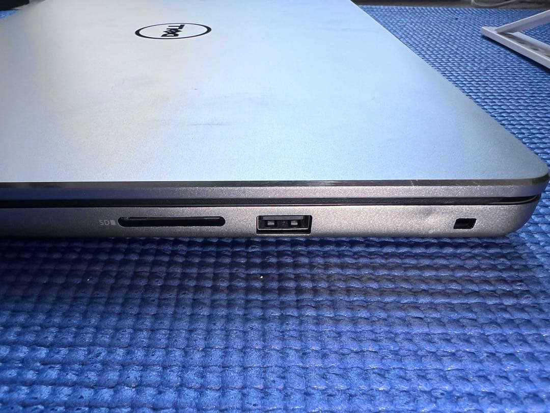 DELL ノートPC Intel Core i5 8GB 1TB 128GB