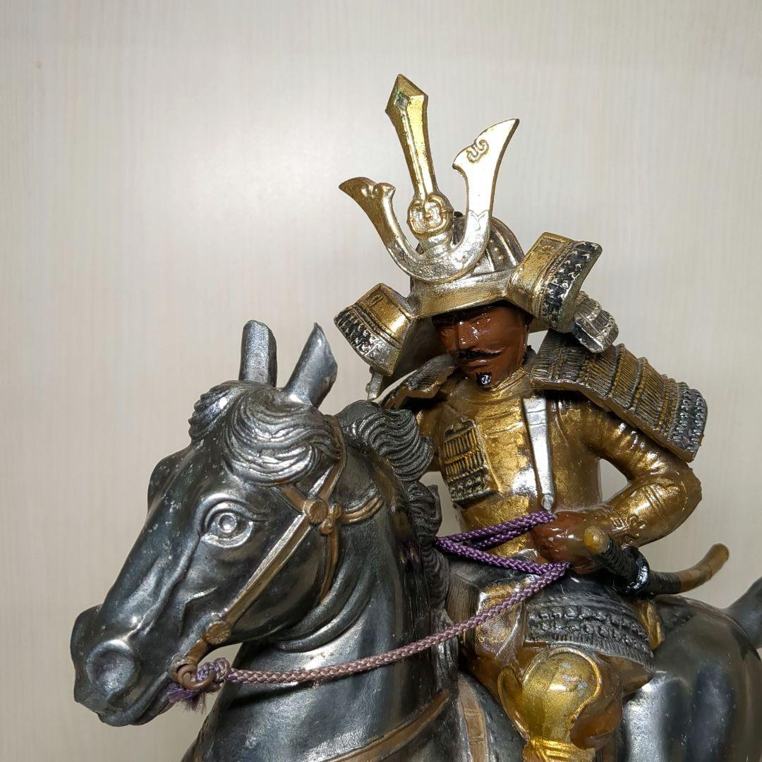 楠木正成　金属製　騎馬武者　馬上武者　横幅最大約３９センチ
