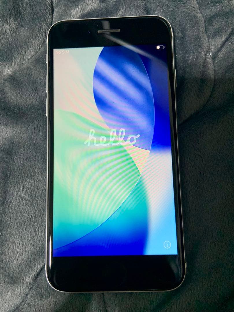 SIMフリー Apple iPhone SE (第2世代) ホワイト 64GB