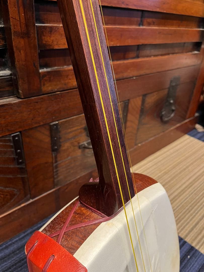 古い三味線　綾杉胴