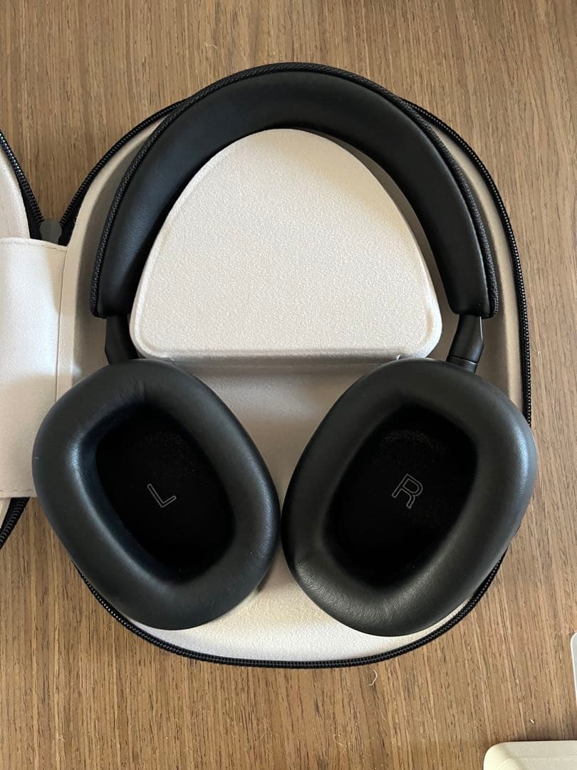 Bowers & Wilkins Px7 S2 ワイヤレスヘッドフォン