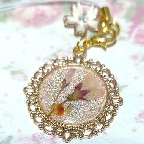 【暗いところ光る】本物の桜を使った3WAYストラップチャーム241023②