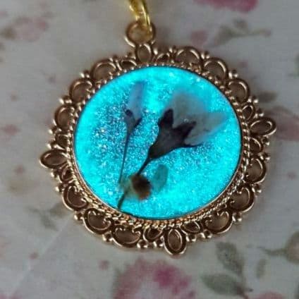 【暗いところ光る】本物の桜を使った3WAYストラップチャーム241023②