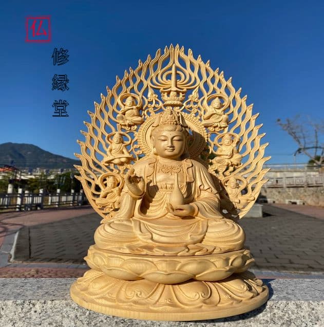 【修縁堂】 鎮宅辟邪 蓮華丸台座 浄瓶観音 木彫仏教 仏教工芸品