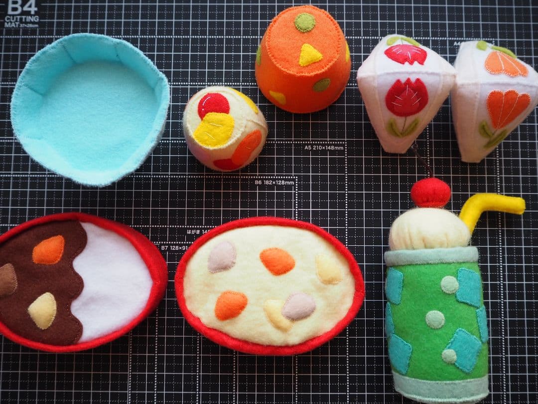 フェルトままごと しろくまお子様ランチ