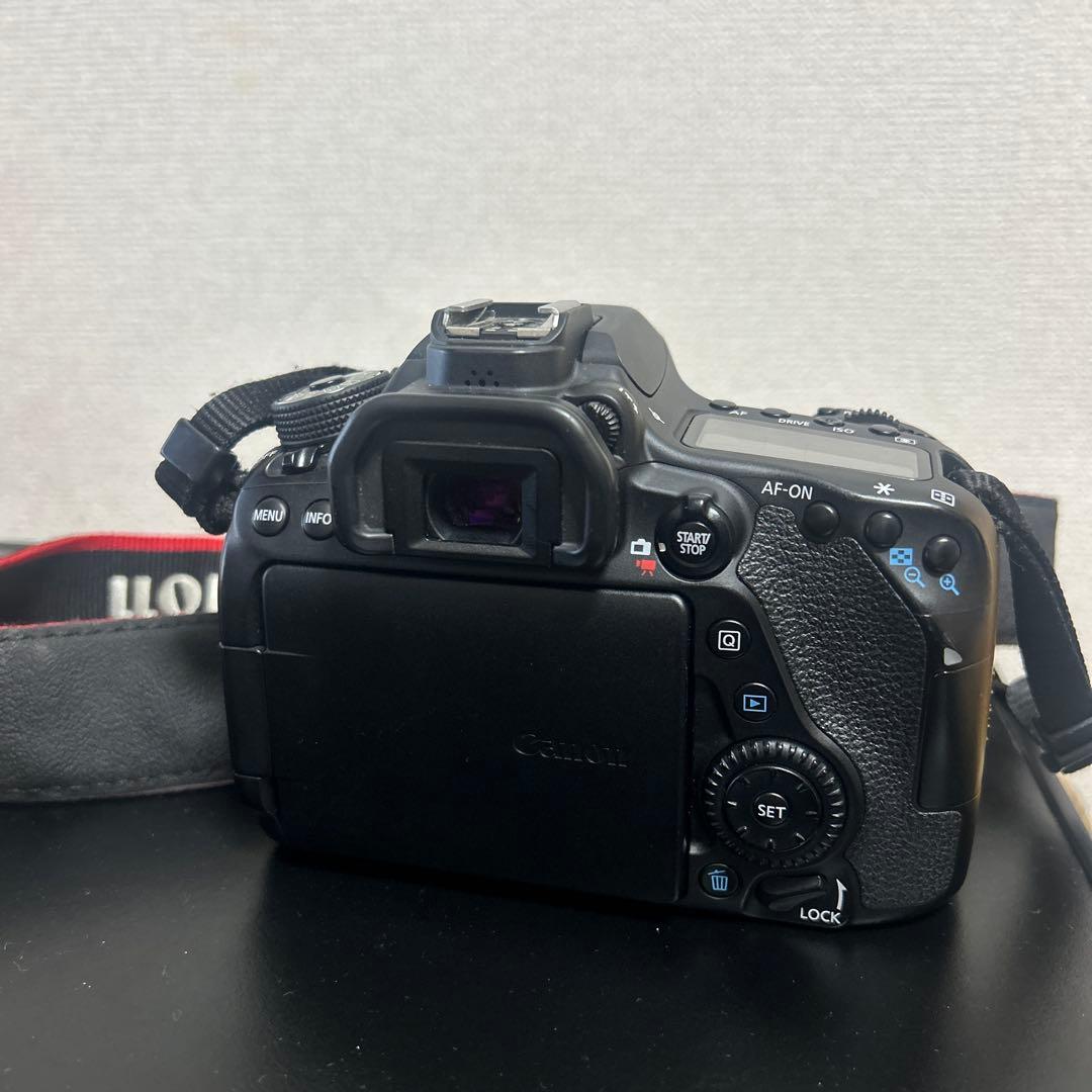 Canon EOS 80D デジタル一眼レフカメラ　ジャンク品