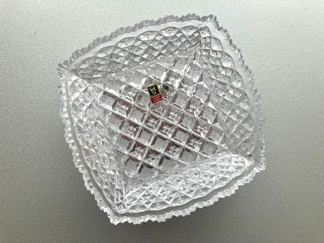 【カガミクリスタル】　新品　角皿　皿　食器　クリスタル　ガラス